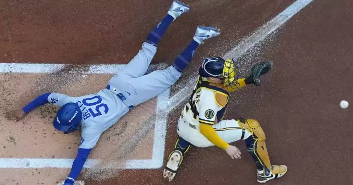 Contreras delivers and Milwaukee's bullpen shines as the Brewers top the Dodgers 7-4 in NLCS Game 2