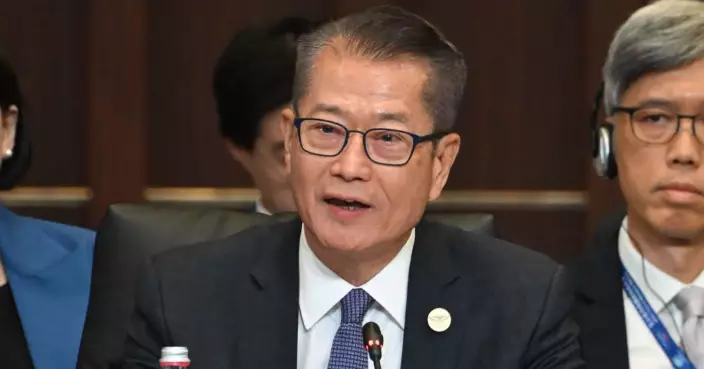 Financial Secretary Discusses Global Economic Outlook and Cooperation for Sustainable Growth at the 2026 APEC Finance Ministers' Meeting Plenary Session 1