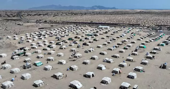 Houthis say 2 dead at gas station as fighting around Taiz intensifies, and other Mideast news