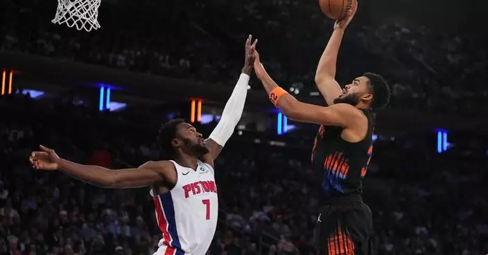 Knicks get first win of the season with a 111-97 victory over the previously unbeaten Pistons