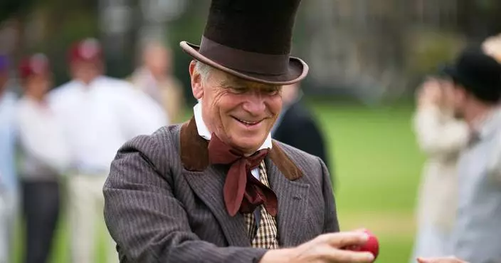 Jeffrey Archer, bestselling British novelist and scandal-ridden politician, dies at 86