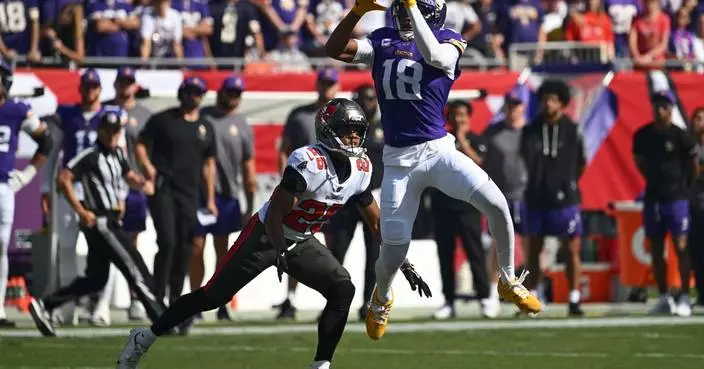 Vikings rule out Justin Jefferson vs. Dolphins with sprained ankle, Caleb Douglas out for Miami