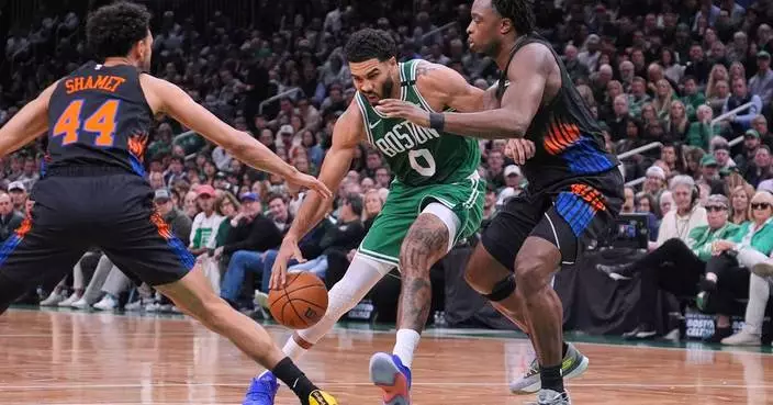 Jayson Tatum scores 36, sizzles down the stretch as Celtics fend off Knicks 107-103