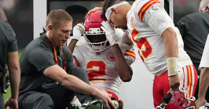 Chiefs’ early bye timely after Rashee Rice and Tyquan Thornton hurt. Could Tyreek Hill be an answer?