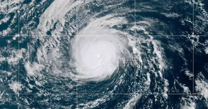 Nolo becomes a Category 3 Hurricane in the remote Pacific Ocean