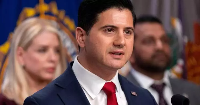 Federal judge rules top US prosecutor in Los Angeles isn't legally serving
