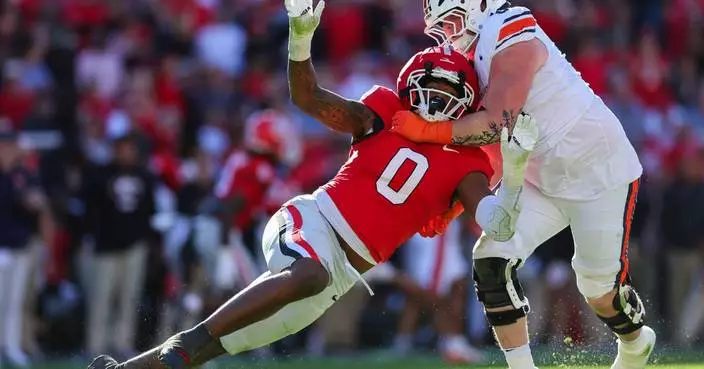 Alex McPherson kicks 34-yard field goal as time expires to lift Auburn over No. 1 Georgia 27-24