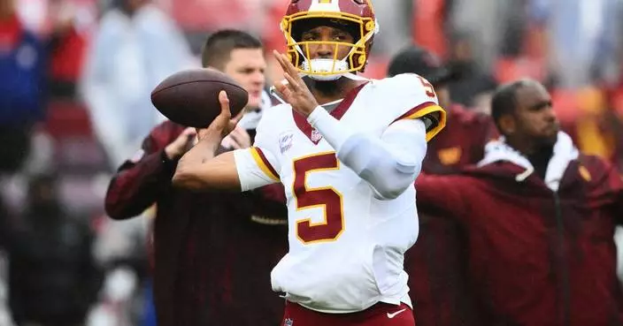 Jayden Daniels returns for the Commanders and leads an early touchdown drive against the Giants