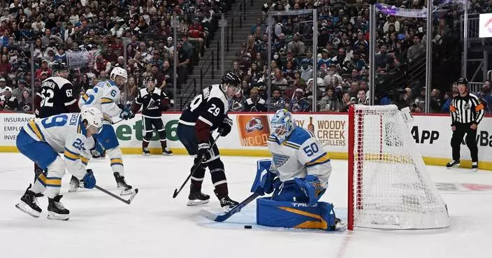 Necas and Roy score quick goals as the Avalanche rout the Blues 6-1