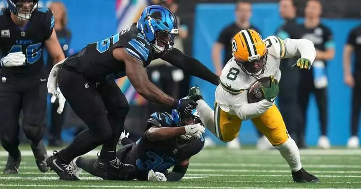 Josh Jacobs says Packers running backs must help out their injury-riddled offensive line