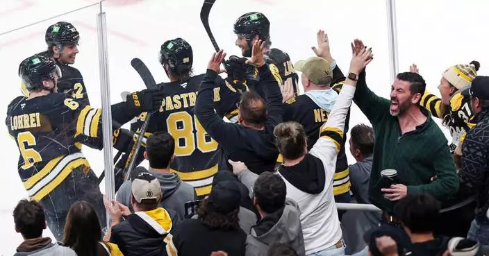 Bruins extend points streak to 8 games with 6-4 win over Sharks
