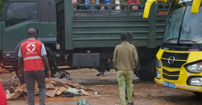 Sporadic gunfire sends Ethiopians fleeing into Kenya as trucks remain stuck at border