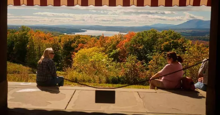 New England's having an 'elite' year, but there's fall foliage elsewhere, too