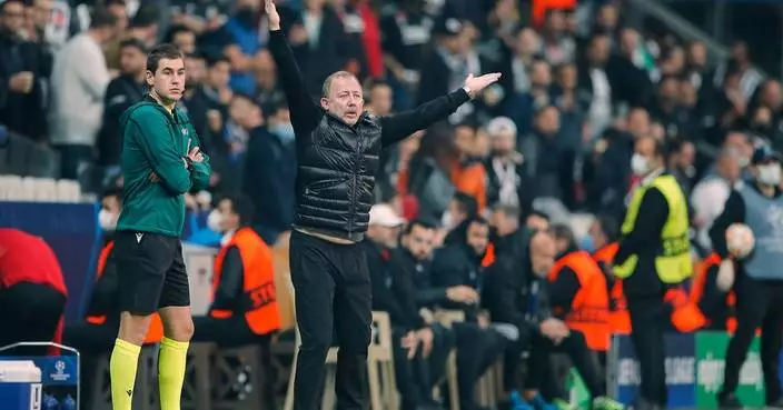 Turkey turns to ex-international Sergen Yalçın after brutal Nations League start