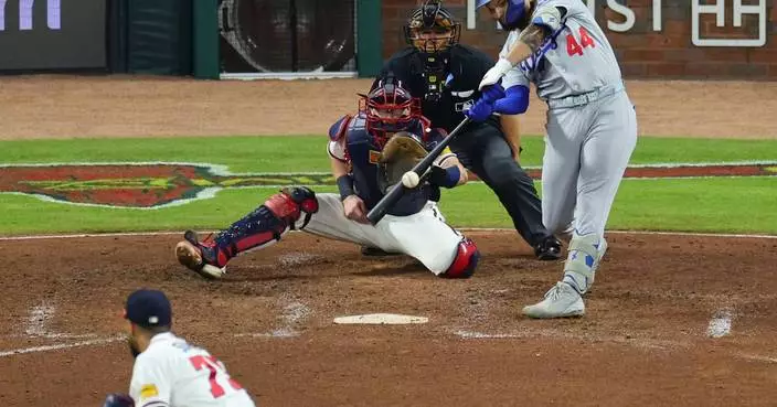 Pages delivers go-ahead single in 7th as Dodgers beat Braves 4-1 to clinch NL Division Series