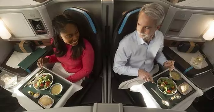 Alaska Airlines and Hawaiian Airlines to introduce new chef-curated menus and premium wine program for international Suites guests