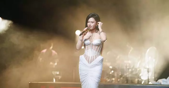 JJ Lin, Tia Ray &amp; Lil Ghost Take the Formula 1 Singapore Grand Prix Stage With Support From TME