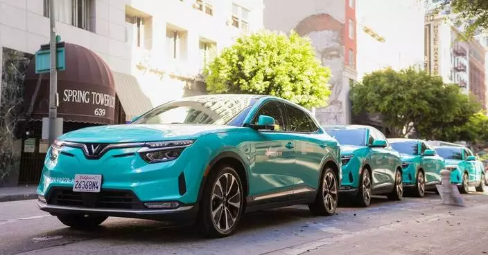 Green SM Officially Launches All-Electric Taxi Service in the U.S.