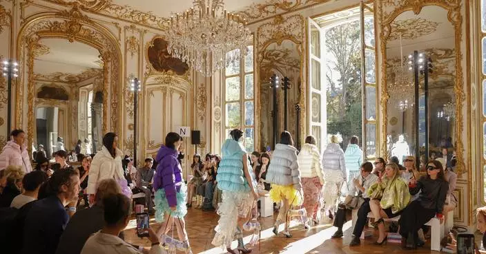 Bosideng Celebrates 50 Years at Paris Fashion Week with "The Bloom", Marking Its Official Calendar Debut