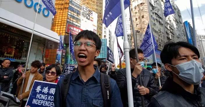 香港「民主」雞飛狗走，覺悟吧！