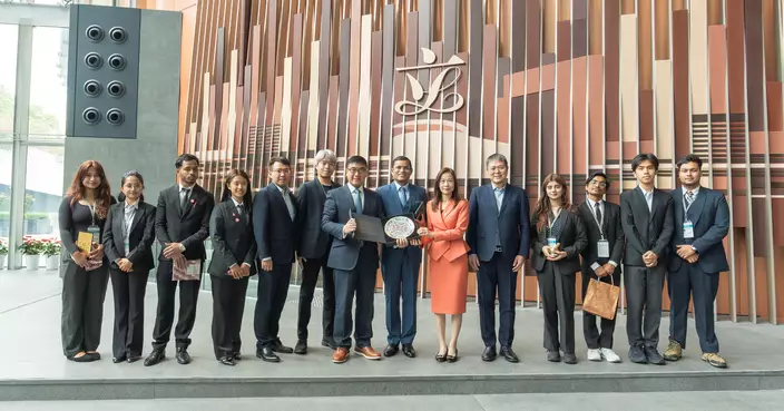 Nepalese Students Visit Hong Kong to Discuss Impact of Belt and Road Initiative (BRI) - LegCo Members and Nepalese Consul-General Share Insights