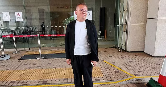 記協主席陳朗昇出庭自辯 否認當日不斷問警員資料