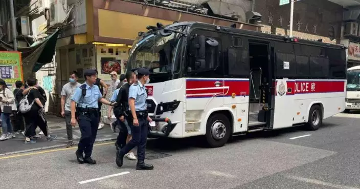 警方聯同入境處東九龍打擊黑工 31人被捕