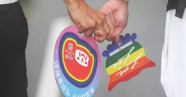 台灣「立法院」三讀通過 同性伴侶家庭可收養子女