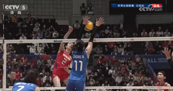 中國女排3：0橫掃日本隊