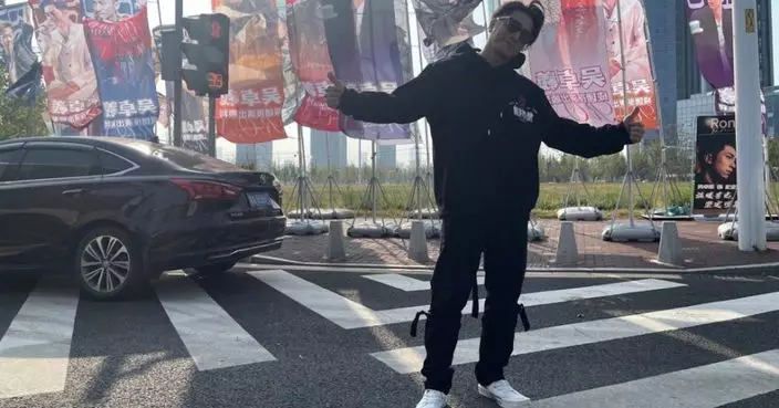 吳卓羲廣州遭瘋狂女粉絲  遭瘋狂拉扯面容扭曲衣衫不整