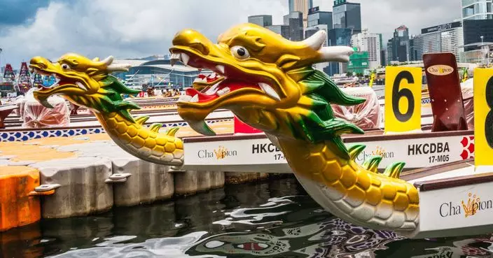 香港國際龍舟邀請賽逾160支隊伍參加 有內地旅客感新鮮