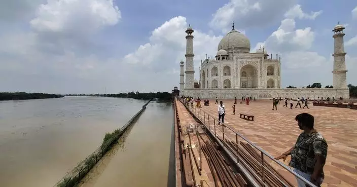 印度北部連場暴雨 古蹟「泰姬陵」罕見遭洪水圍困