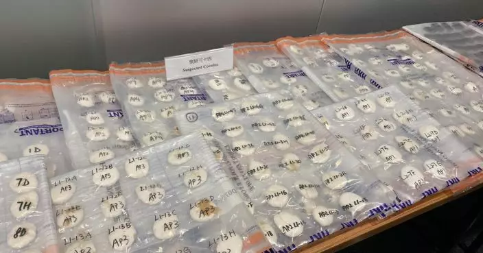 警方機場拘4人 涉跨境販運580萬懷疑毒品