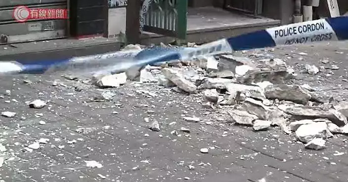 新蒲崗衍慶街約1米長石屎剝落 幸無擊中途人
