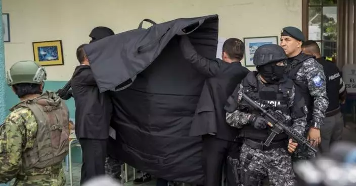 厄瓜多爾選舉第二輪投票 當局派10萬軍警維持治安