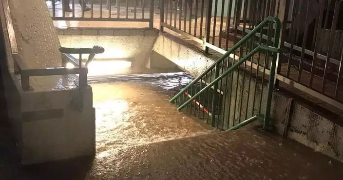 黑雨 | 暴雨期間多區嚴重水浸 柴灣環翠邨停車場一度沒頂