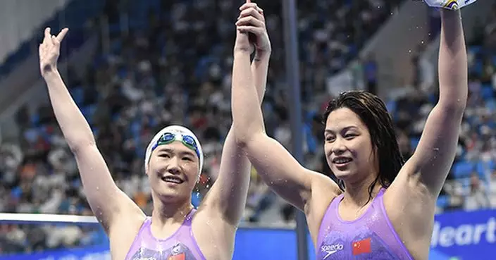 亞運會 | 女子200米個人混合泳 余依婷破亞運紀錄成績奪金