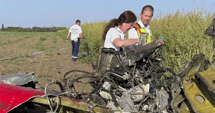 匈牙利航空展教練機墜毀一對父子死亡 地面4人燒傷