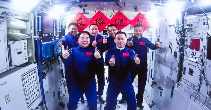 中國航天員乘組完成交接 神舟十六號航天員周二返回地球