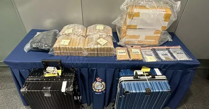 機場截獲1100萬元海洛英大麻花 警拘一男一女