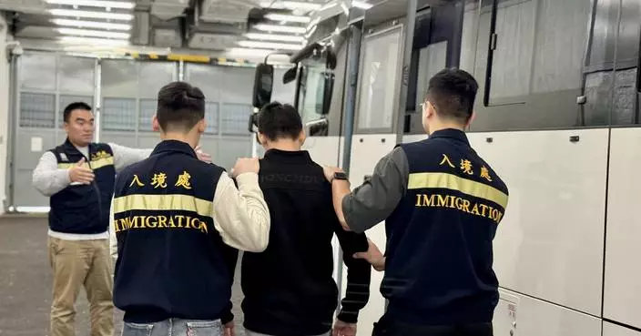 曾提免遣返不獲確立 16名越南籍非法入境者被遺返