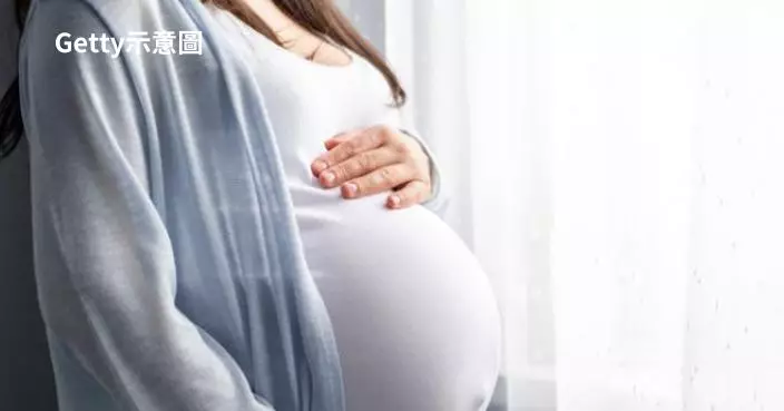 流產12次後再婚 四寶媽孕照超聲波竟顯示「空腹」醫揭原因