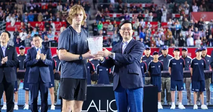 為香港網球公開賽頒奬 李家超︰21年後再辦ATP巡迴賽意義非凡