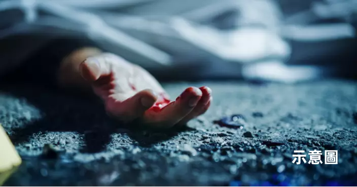 英國一家4口遭割喉陳屍家中 999報案電話響卻沒接警方認錯