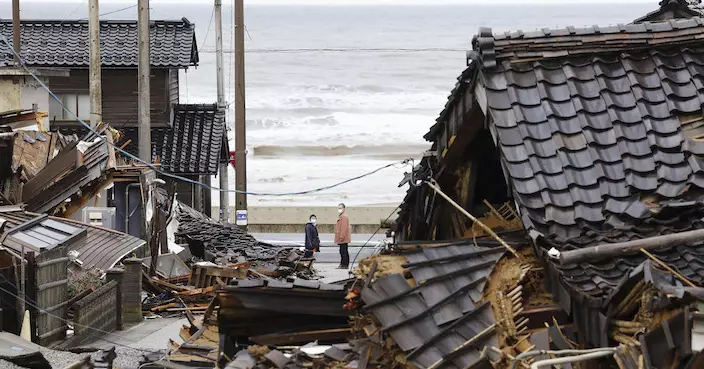 日本地震增至222人死 當局租借郵輪予災民休息