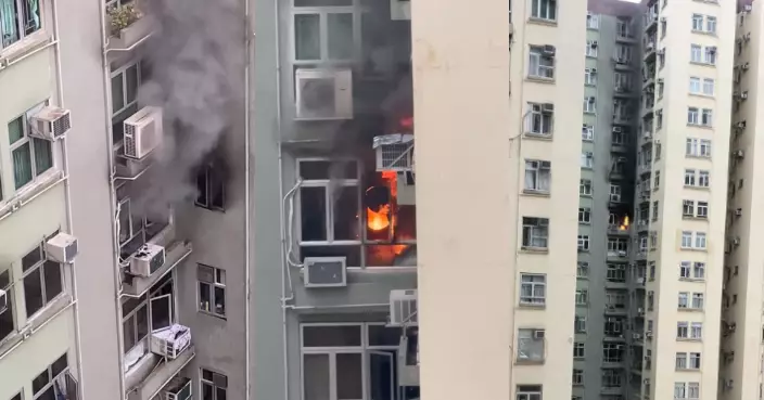 美孚新邨單位電暖爐燒著棉被釀火警 女戶主手傷送院30人需疏散