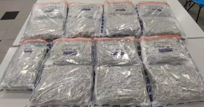 41歲女子機場入境大堂遭截查 行李箱藏357萬元毒品被捕