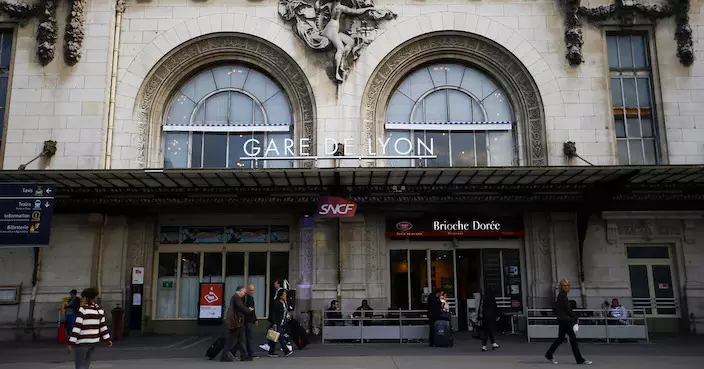 巴黎里昂火車站刀手傷3人後被捕