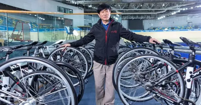 馬會《駿步人生》 訪「魔鬼教練」沈金康 暢談單車情緣與香港情懷