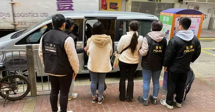 警方灣仔展開跨部門反罪惡行動 拘捕5名非華裔女子涉逾期居留